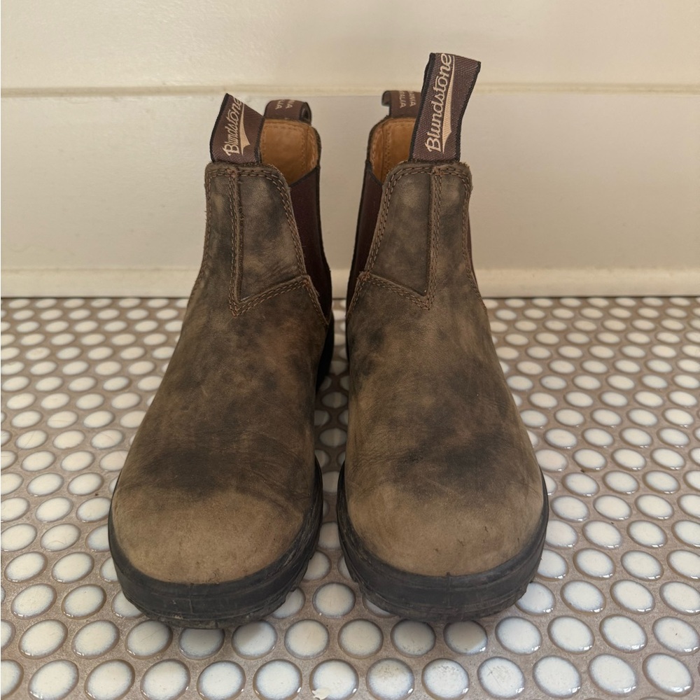 Blundstone - Women's Classic 585 Chelsea Boots